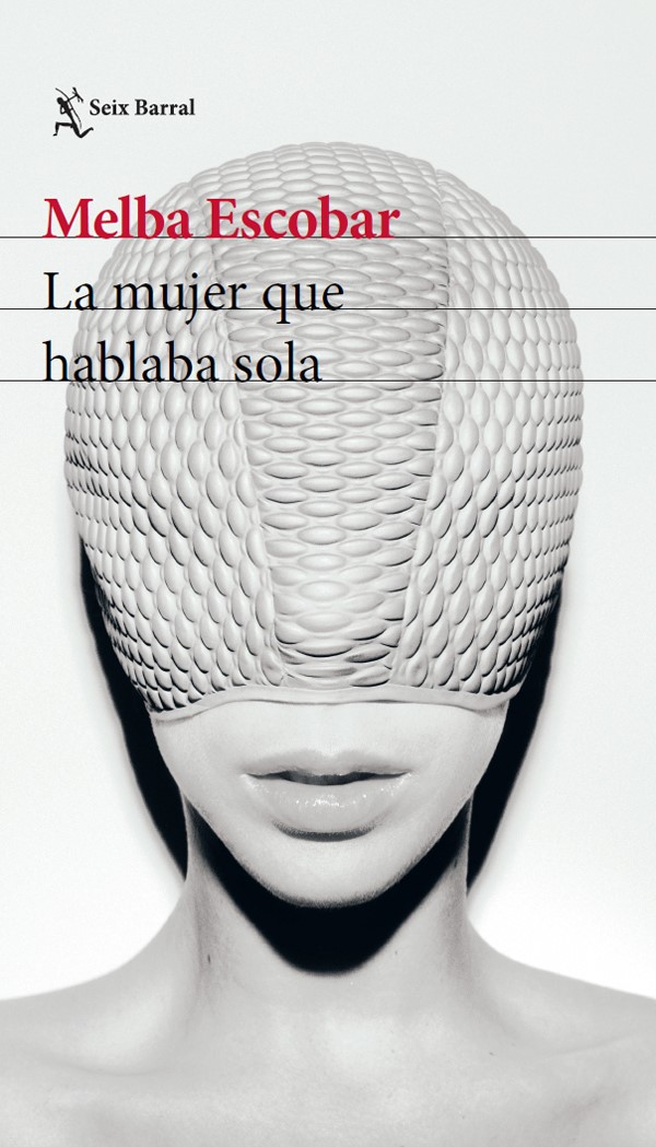 Portada La mujer que hablaba sola